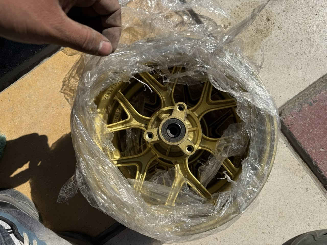 سلام عليكم لبيع غراض كلمن وسعره وهذا رقمي *********** مكاني شارع فلسطين
