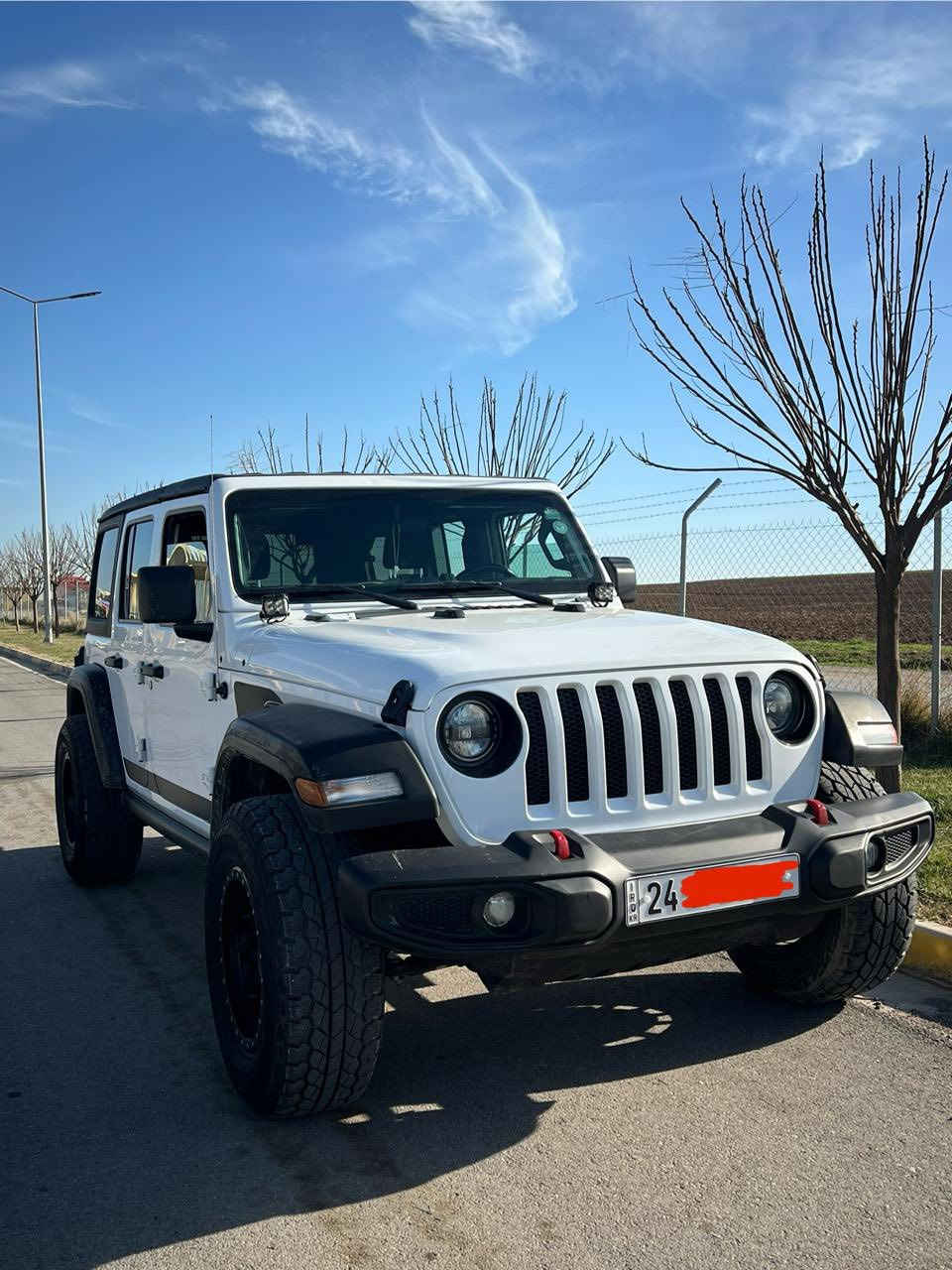 Jeep Wrangler Sport 2022 ***********
$269

للبيع او مراوس حسب القناعة

جيب رانكلر سبورت 2022
سعر 269 ورقة
محرك 6 سلندر حجم 3.6
كير اوتو ماتيك
كير محرك بشرط 100%
ماشية 45000 مايل
تايرات جبلي جديد.
اربع جام كاهربائي شاشة وصت موصفات السبورت.
صبغ بس جاملغ خلفي بدون دواخل 100% تعديل رأس البنيد تعديل كلش خفيف 
ارباك ستيرن طاك مرجوع سستم.

رقم دهوك.
رقم تلفون ***********
