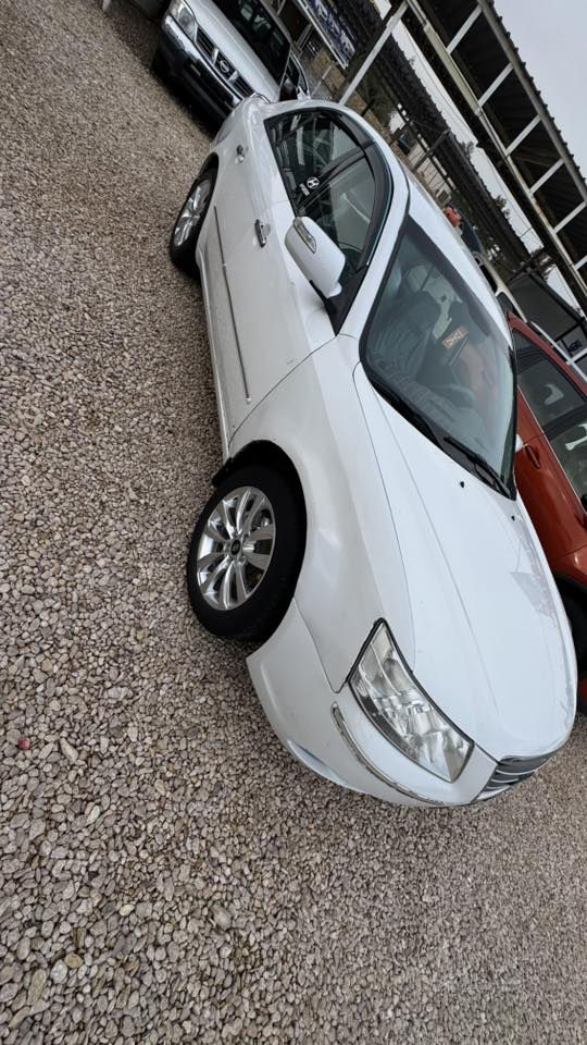 سوناته 2009 وارد سعودي مكينه وكير حداديه كفاله مصبوغه عام  شواصي مكفوله  سياره نضيفه رقم أربيل الأماني مكينه 2400
سعرهه 80 وبيه مجال بسيط مكاني كربلاء طويريج ***********
