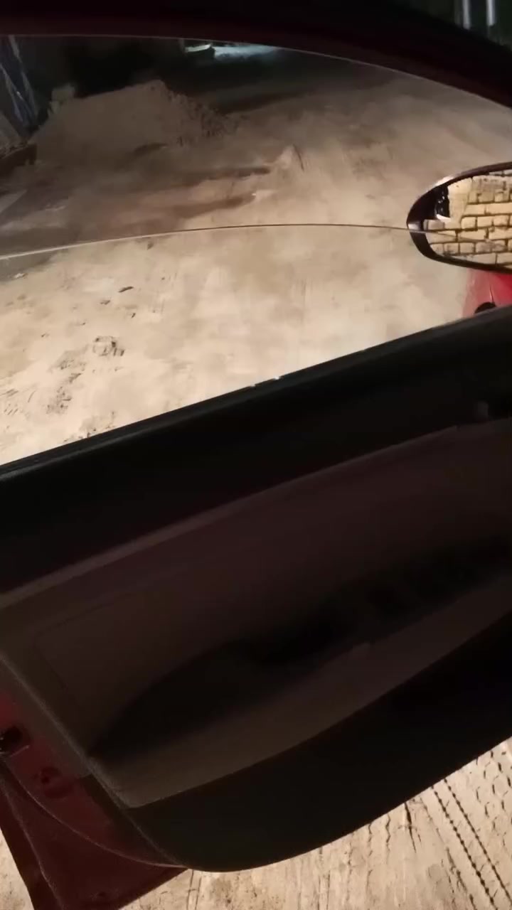 السلام عليكم النترا للبيع في ذي قار اللون الاحمر غير مميز رقم تلفون  
موديل ٢٠١٧امريكي رقم ذي قار باسمه السياره. ***********
