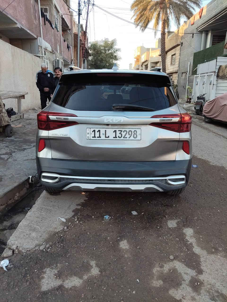 مرحبا أصدقائي بعد اذن الادمن
سياره عاليه كيا سيليتوس موديل 2022 السعر 165 ورقه
ماشيه 25 الف كيلو متر محرك جديد   نضيفه جدا جدا
تشغيل بصمه تحكم ستيرن نضام ايكو بنزين اقتصادي حجم محرك الفين ويل كب حلو صالونه نضيف كلش كلش تبريد ثلج
شاشه عريضه بلادي سياره وارد أمريكي بيها ربع جاملغ  مصبوغ ورش امامي رح اوضحه بالصوره بلجزء الامامي
صدر امامي خلفي جديد الشراي يجي ياخذه سونر ويتأكد
للتواصل ***********
