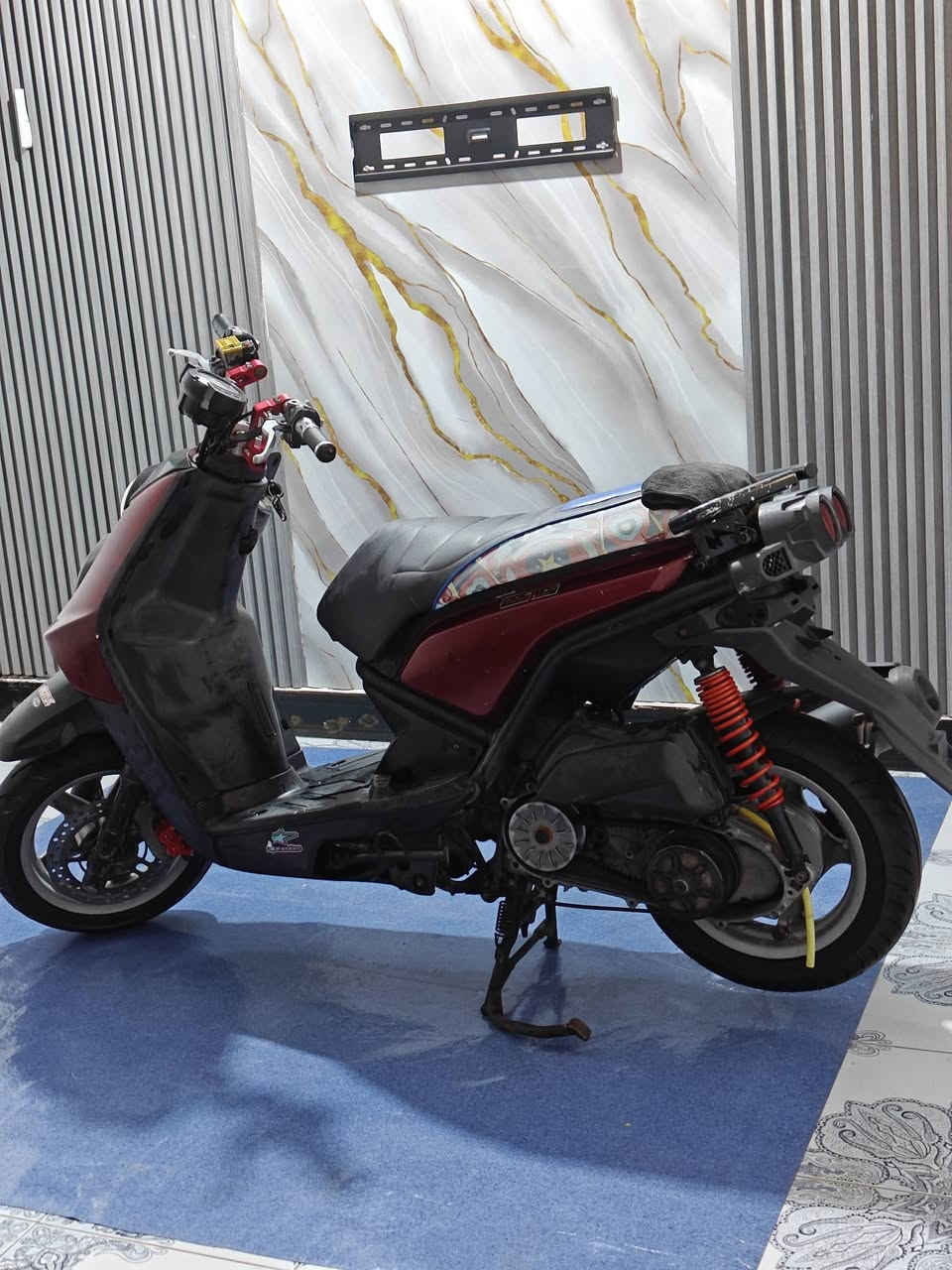 سكنس للبيع
نضافه كبال عينك 
كلاجات إمامي وخلفي تزويد بلادي
سكان إمامي تزويد 
كهربيات كامله 
دراجه نكره سلف شغل وتفحص 
التواصل خاص مفتوح 
وتساب ***********
