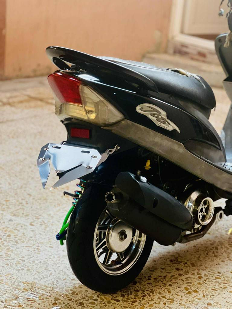 للبيع ( ماكس منغولي )

بوشه بلاديي محرك ـلا صرف ولا بخار🔥

سلف رياضي  نكره  سلف🔥

كهربائيات شغاله 

شلعه ومعدل. مخيف🔥

صالنصه FM 🔥

كلج امامي وخلفي رياضي🔥

سعر  خاص
***********
واتساب كركوك, العراق
