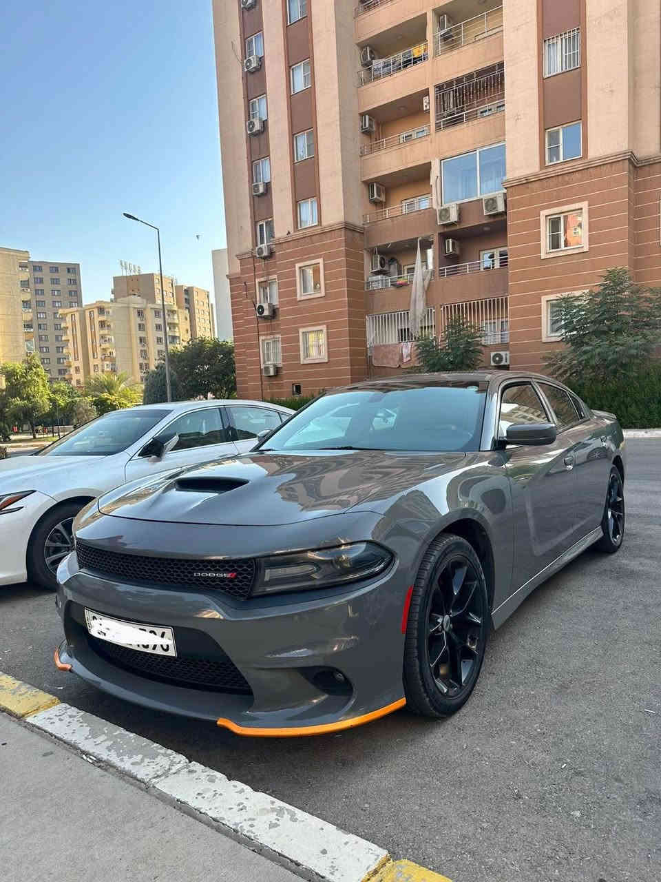 جارجر جي تي بلص 2019 كلين تايتل مرقمة دهوك .
ماشية 116 الف ميل .
فقط صبغ قليل بالدعامية الامامية .
السعر 290 .
رقم صاحب السيارة . ***********
المكان دهوك دهوك, العراق
