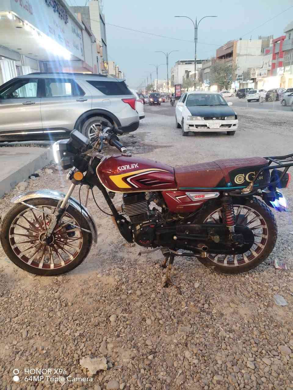 ماطور ايراني 2025 ضاغطه وزنجيل مفتوح ماشي ٥الاف مثل ما موضح بلصورع سعر ٦٥٠مجال بسيط مكينه ناعمه ماطور كامل مكمل ***********
