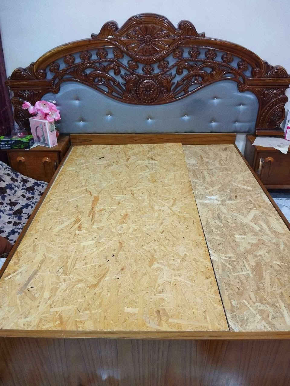 للبيع غرفة نوم صاج عراقي السعر 650 وبي مجال 
*********** كركوك, العراق
