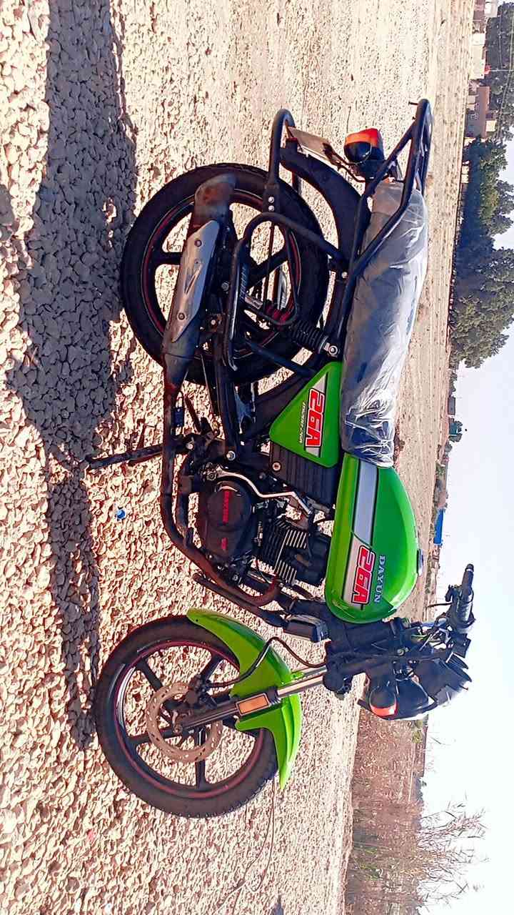 يا الله السلام عليكم دراجه دايون للبيع موديل 23اوارق سكنر دراجه حلوه ونظيفه كهربائيات كله شغاله مكفوله كفاله عامه اي نقص مابيه محرك 200 سويج سجينه السعر 1100 وبيه مجال اتصل وبيك خير. تدلل *********** وبيه واتساب
