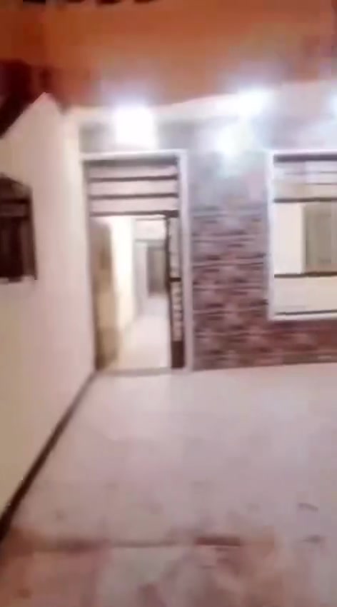 ‏سلام عليكم عندنا بيت طابقين مساحة 130 متر ***********￼
