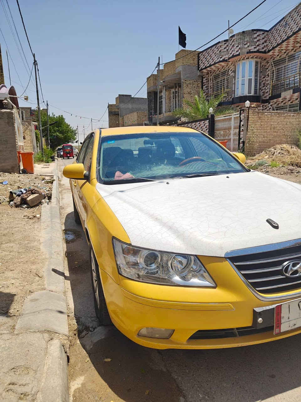 السلام عليكم
سوناتا للبيع موديل 2008 امريكي محدث10 بأسمي
 هيئه وغرامات مصفر تبريد شغال گير ومكينه قبل 6 اشهر شادهن 
السعر 83 ورقه
 وبيه مجال مكاني كوت 
للاستفسار ***********
