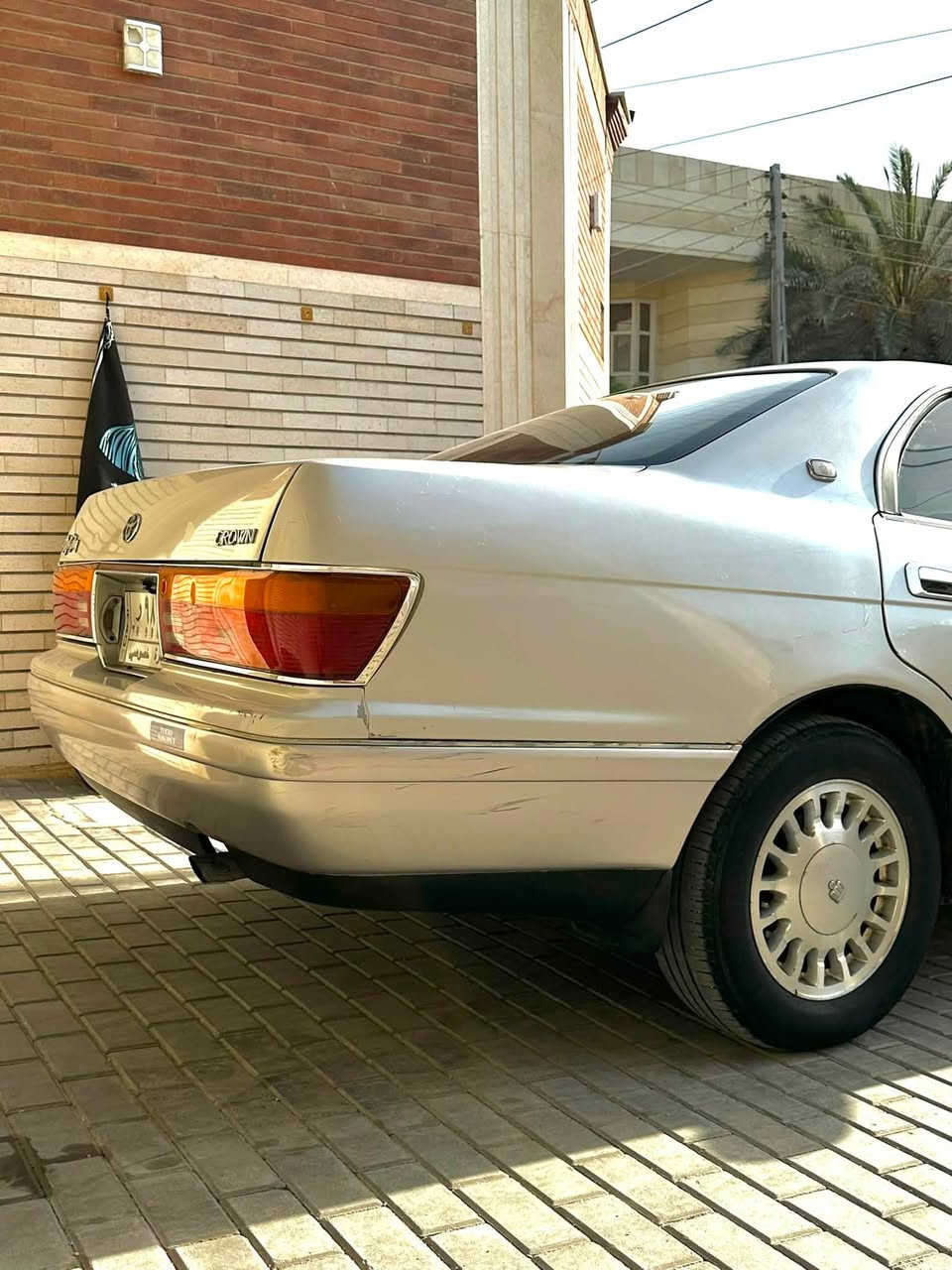 كراون بطة فصل موديل 1993 فئة الفول مواصفات لون اببض لؤلؤي مكينة 2500 ديلكو سنوية للـ 2029 رقم بصرة خصوصي ، السيارة كفالة كص ونقل جثة ، السيارة داخلها نظيف ومال جناي تبريدها ثلج ❄️ تخم تاير جديد كيرها قبل شهرين شديتة جديد ، لايت زنون ، والسيارة واضحة من الصور شوف العين .
السيارة بـ 57 ورقة ، شرط التحويل .
رقم المبايل : ***********
مكاني البصرة
