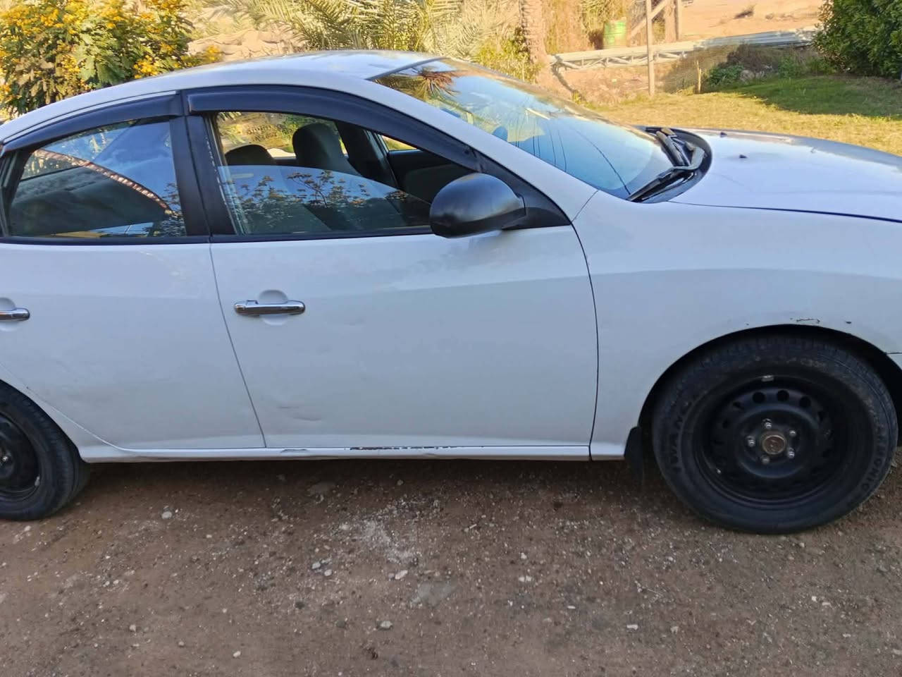 سلام عليكم احبتي انتره 2009 بيه صبغات ابيع حزام بسم كردي تخم تاير حداديه كير محرك ١٦٠٠ السعر ٩٠ وبيه مجال لشراي ***********
