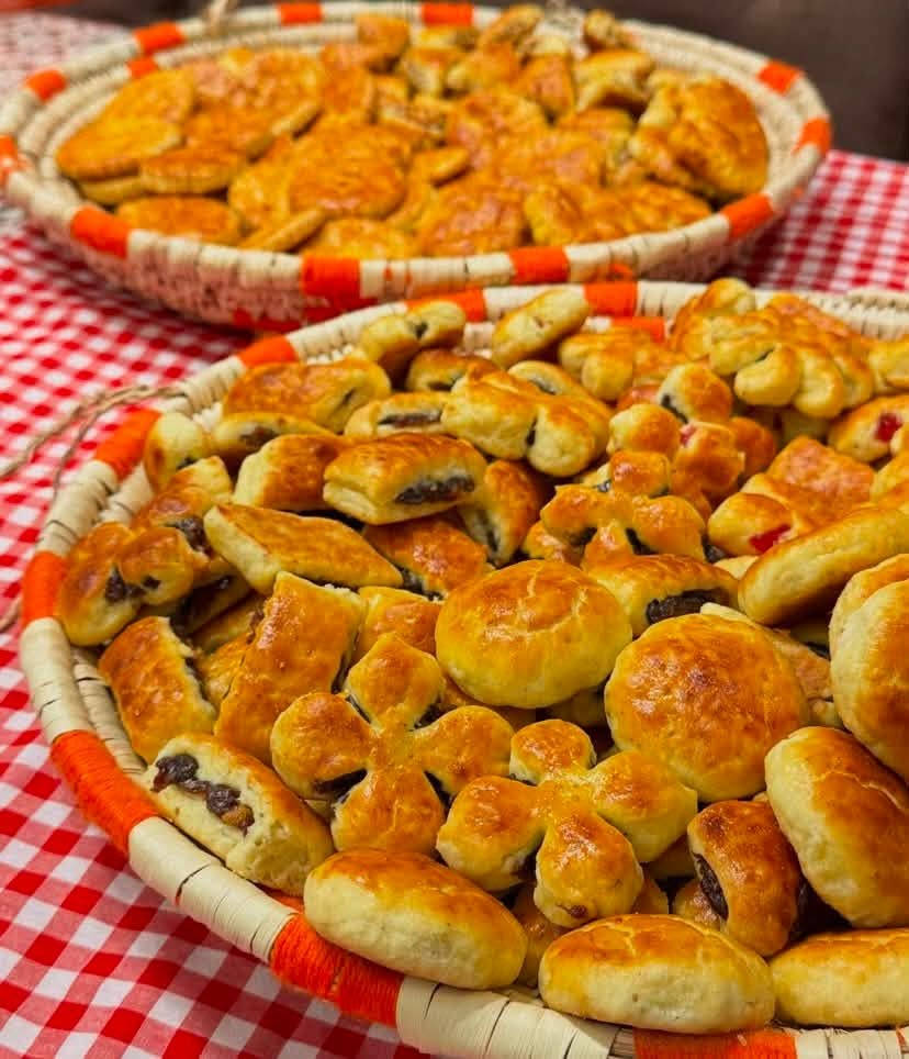 كليجة اهلنا بكل الاطعام وحسب الطلب والي يطلب مرة يرجع يطلب (سمسم ومبروش وحلقوم وتمر)🥰


**إذا كنت صاحب هذا الإعلان وتريد حذفه لأي سبب، رجاءا أرسل رسالة إلى الدعم الفني**