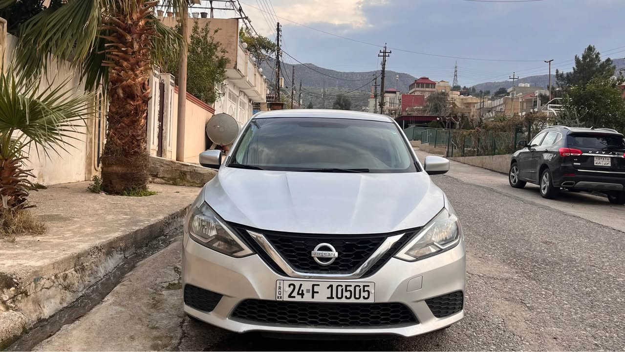 نيسان سنترا موديل  ٢٠١٧
سيارة ب دهوك 
قطعتين صبخ + واحد تعديل 
يرباك دشبول و ستيرن سيستم 
سيارة كلش حلوة و نضيفة 
رقم و سنوية جديد سيارة ب اسمي 
للتواصل : *********** دهوك, العراق
