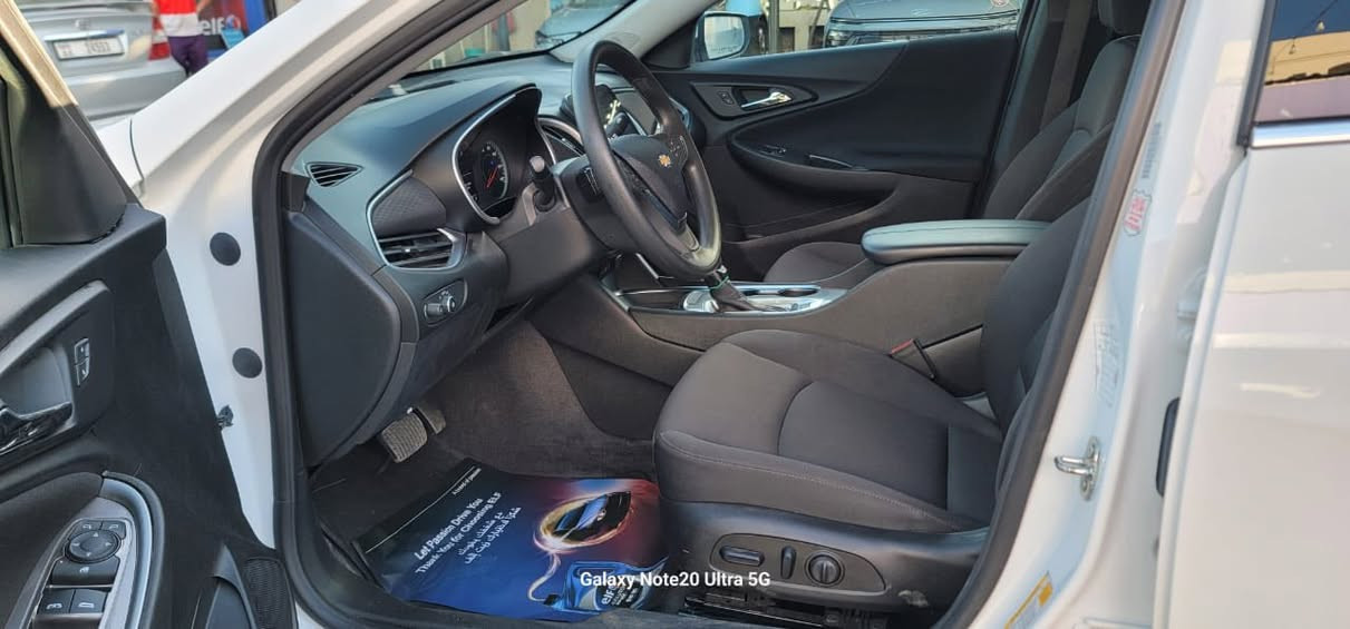 السلام عليكم 
ماليبو لون ابيض موديل 2023 
فئة LT
السعر 150$  وبيها مجال .
للتواصل ***********  او على حسابي بالماسنجر.
- وارد امريكي حادث خفيف صور الحادث والسونار مرفقة بالمنشور.
- بعض المواصفات  : بصمة - شاشة - كاميرا خلفية - قطعتين تبريد  - تشغيل عن بعد - مانع تصادم امامي - تبريد - تدفئة...
- رقم ذي قار جديد ، حره بأسمي مداور ثاني يوم و هزه جديدة. 
- ماشية ٥٠ الف ميل.
