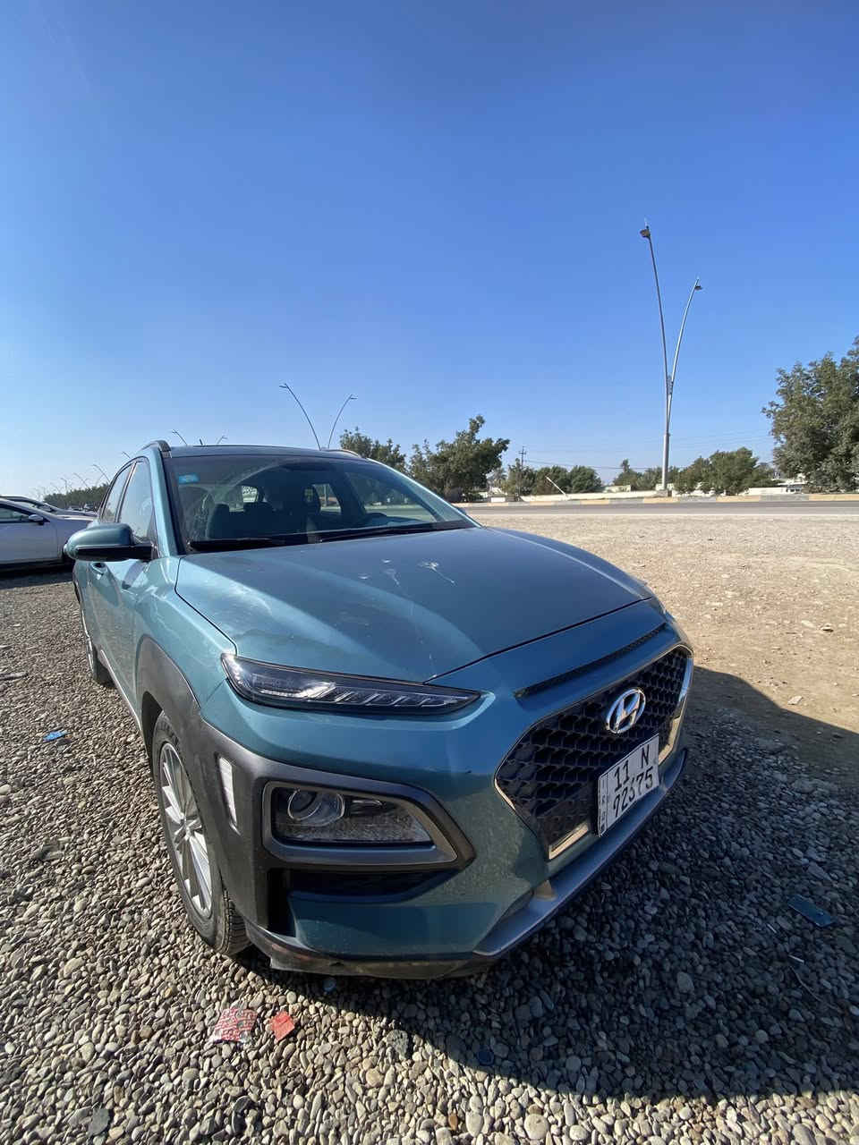 السلام عليكم
هونداي كونا ٢٠١٩ فول مواصفات
فتحة بصمة كشتات كهرباء ثلاث انضمة قيادة 
رقم بغداد دولي 
السيارة محرك وكير وتبريد مكفولات 
السيارة لونها مميز 
بيها صبغ شوية بداية الجامرلوغ وبداية البنيد
العنوان ديالى جديدة الشط 
للستفسار ***********￼
