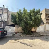 دار للبيع مساحه ١٨٠ متر الواجهة ٩ والنزال ٢٠ في حي الاعلام خلف شارع ال...