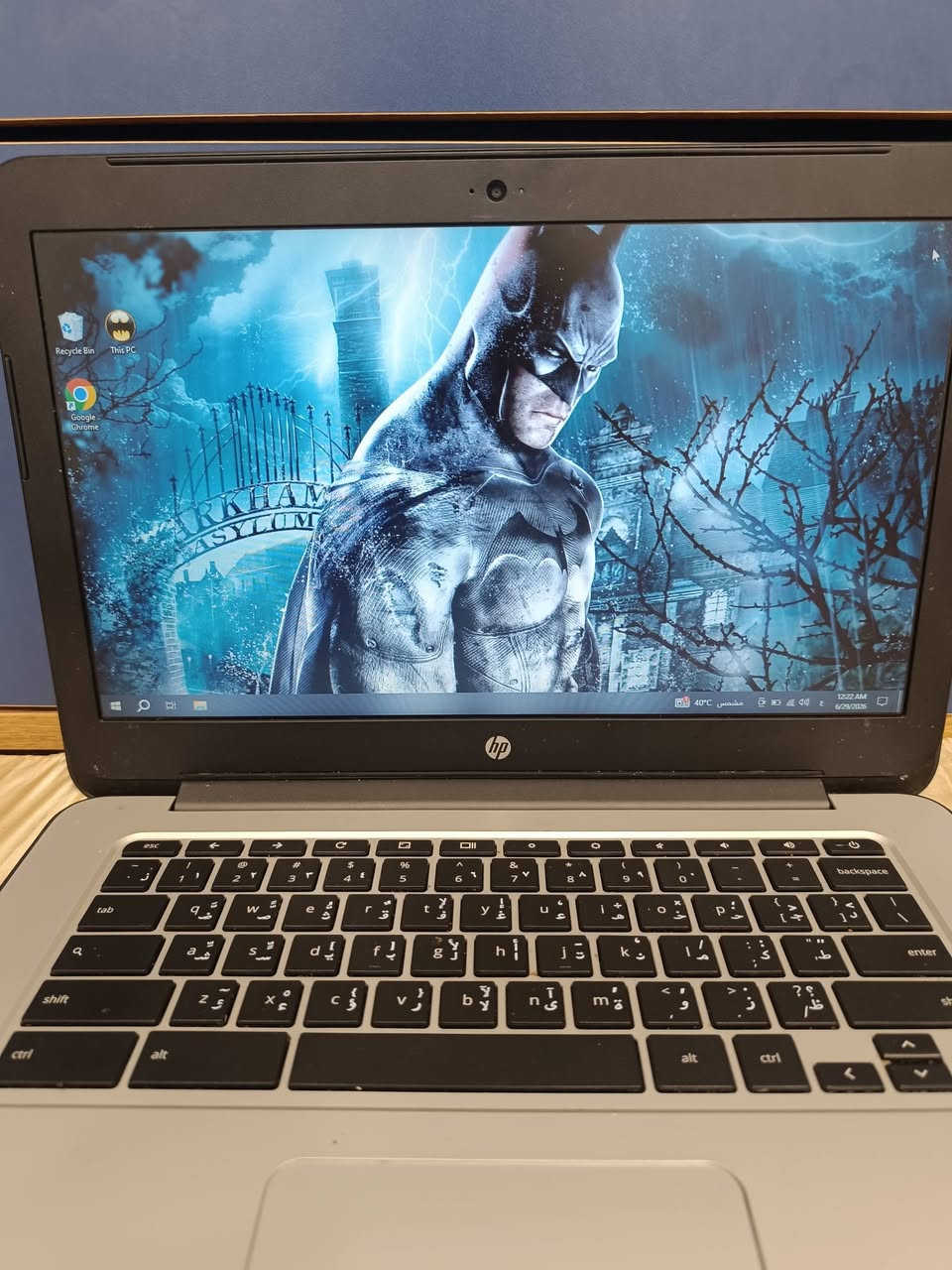 HP 14
Intel Celeron :alLl
4GB:plJ
16GB:J
الشاشه 14انج ممتاز لل دراسه و تواصل و يثبت تطبيقات تواصل اشتماعي 
 السعر 100 الرقم / ***********
موقع دوره و اذا تدز توصيل هم مو مشكله
