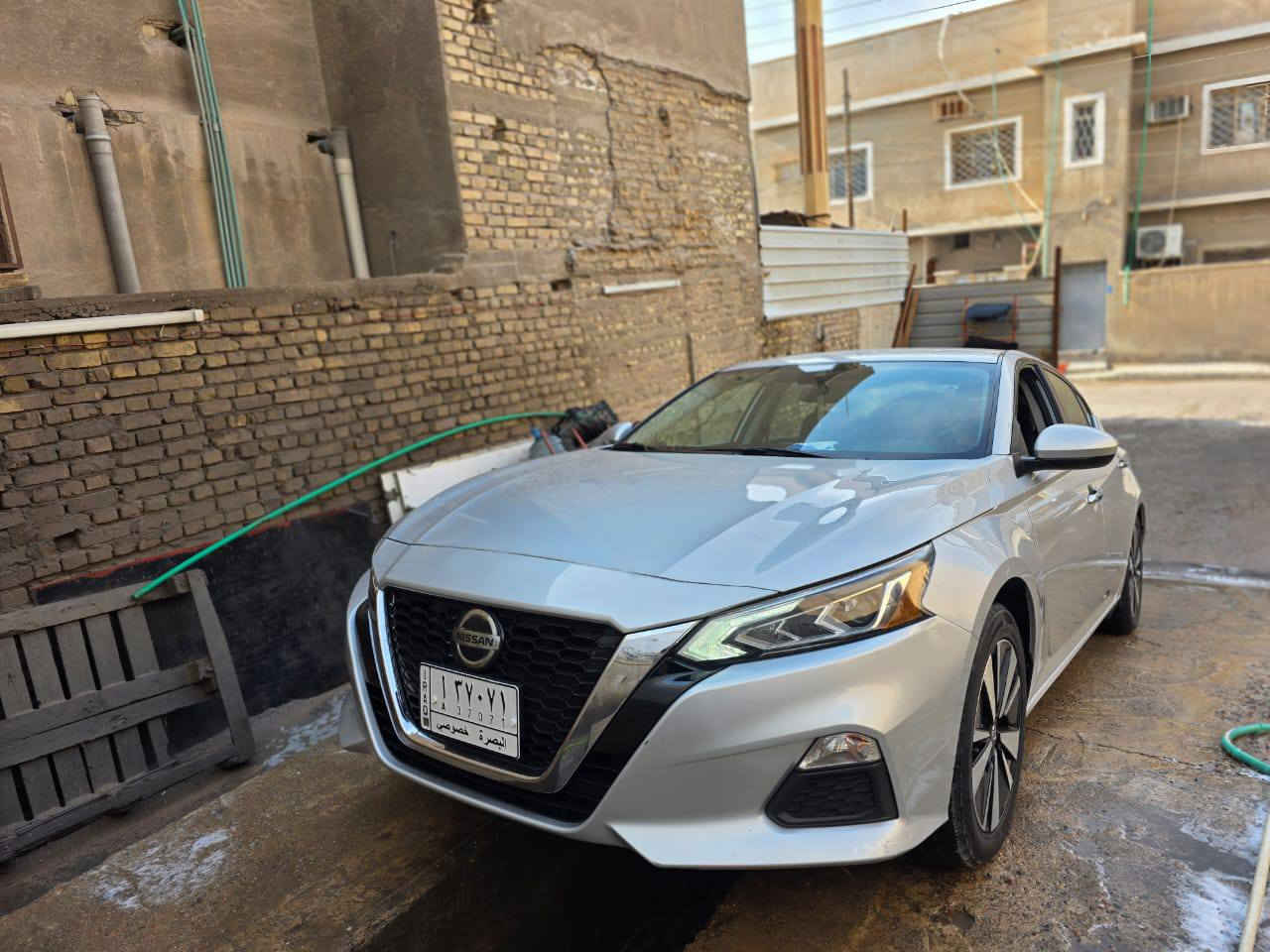 السلام عليكم نسيان التما ٢٠٢١ السياره كفاله عامه تقرير مياه امطار تعمل وتسير بامريكا ماشيه ٤٦٠٠٠كم مواصفات sv مكينه ٢٥٠٠ السياره جاهزه من كلشي ما بيه اي نقص حداده على البلاد و تخم تاير جديد فول رادارات امامي خلفي وتحديد مسار تشغيل عن بعد السياره بصره معوقين باقي سنه تقريباً السعر 145$ وبي مجال للتواصل ***********5
العنوان البصره الجزائر
