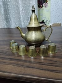 دلة • فناجين • نحاس