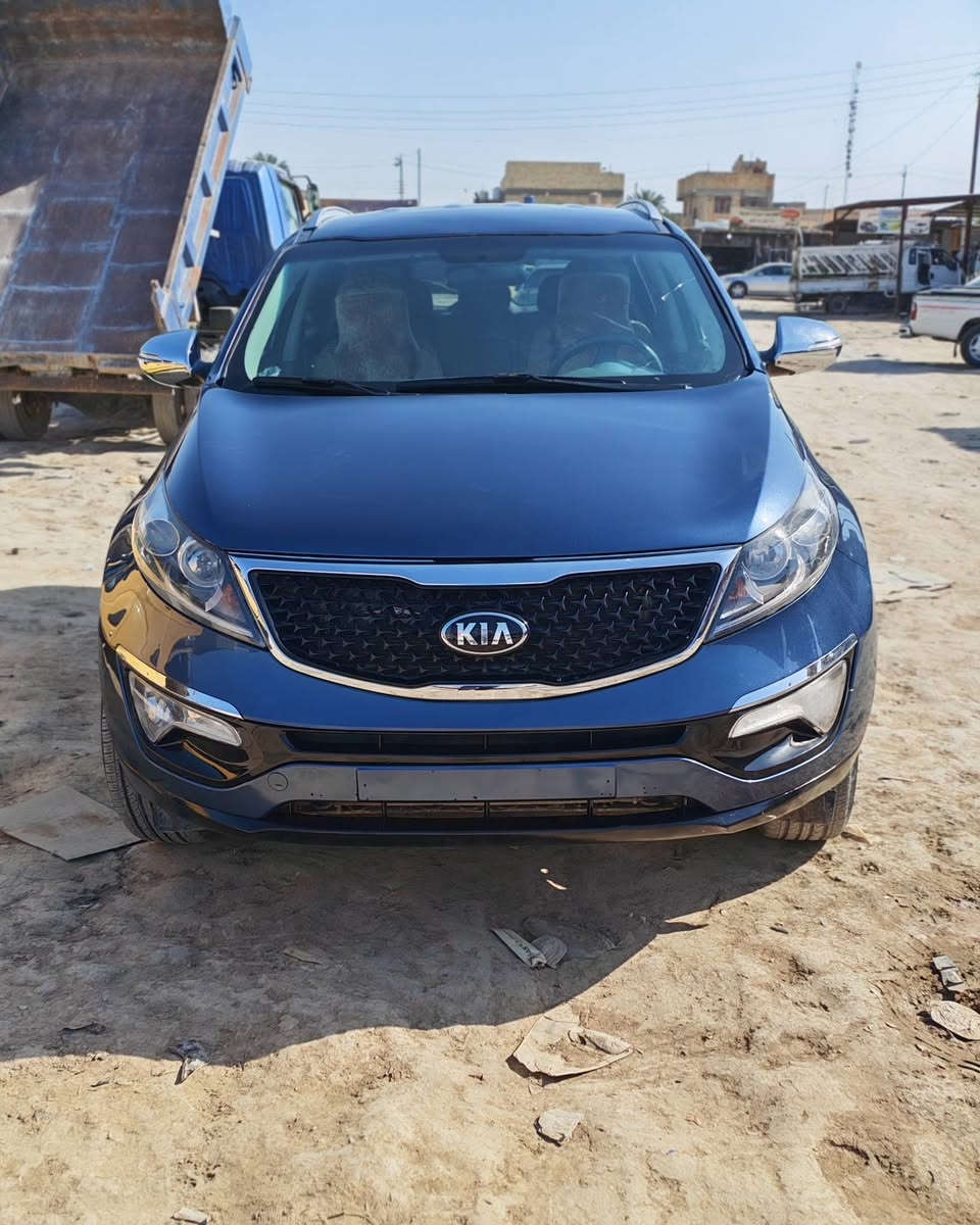 سبورتج موديل 2013 محرك 2000
رقم ذي قار انكليزي
 مكلوبه كلبه خفيفه ضرر خارجي فقط مسمكره ومصبوغه صبغ عام للبيع السعر 95 وبيها مجال قليل
العنوان
ذي قار قضاء الشطره 
رقم الهاتف ***********
