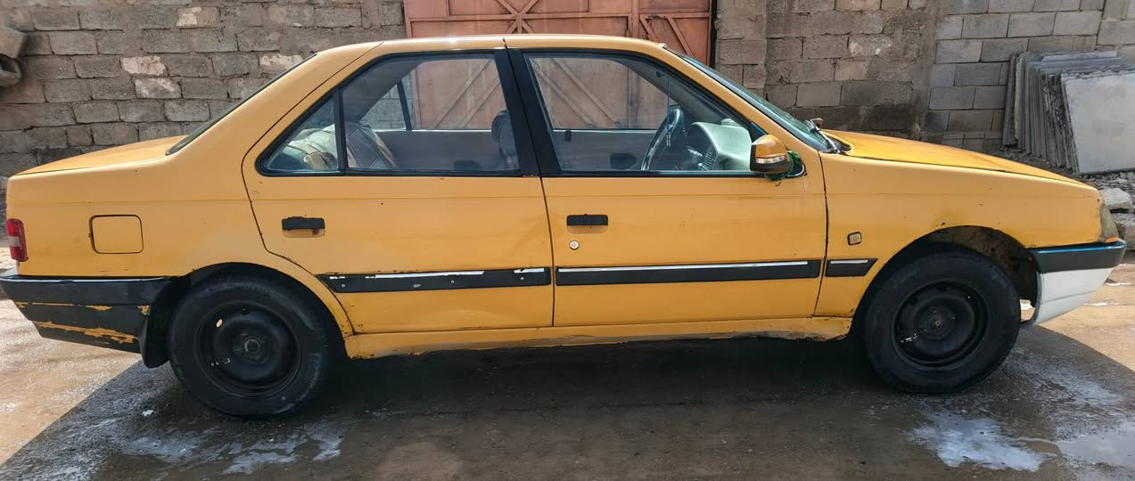 للبيع 405 موديل 10 كير مكينه مكفول سنويه ل27 رقم بغداد نكليزي مشروع وطني سعر 20 وبيه مجال للاتصال ***********
