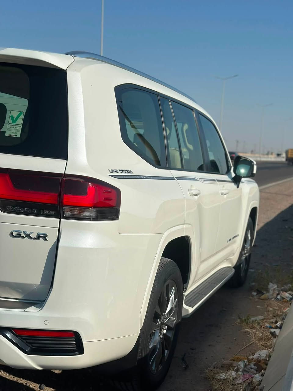 السلام عليكم لاندكروز 2023 ساز اصليه محرك 4000 تنفس طبيعي مكفوله كفاله عامه السياره جديده جدا 
مكانها بغداد الشعلة ا
السعر 63,500
الرقم ***********
