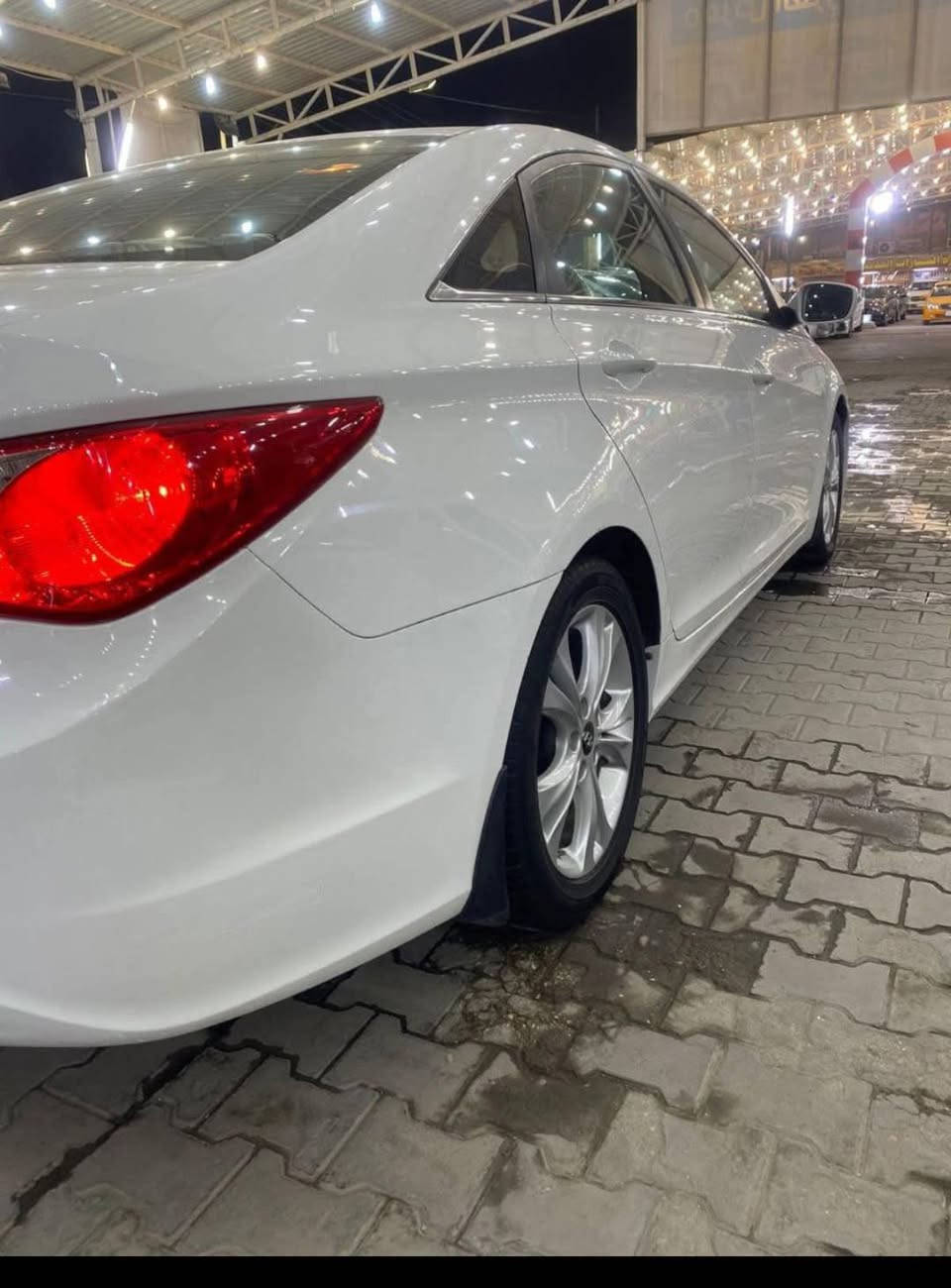 يالله اللهم صلي على محمد وآل محمد هونداي سوناتا موديل 2013 رقم بغداد الماني مشروع وطنه مكفوله من الصبغ والتبديل فقط اثر حالوب
# بسيط عدد المسافات 98 كم مكان السياره النجف والمواصفات محرك 2400 والمواصفات المعروفه اتصال بالرقم ***********
