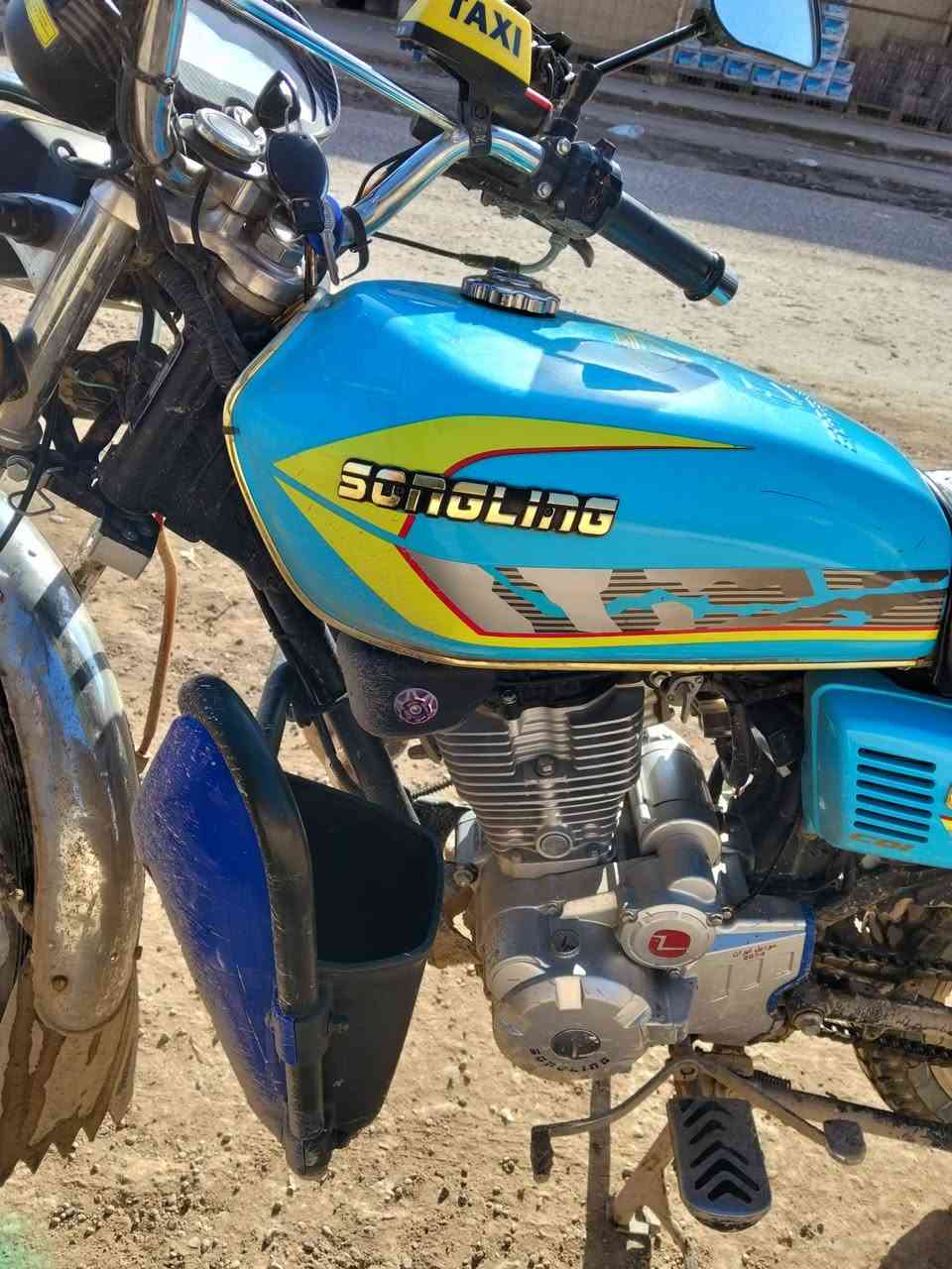 السلام عليكم دراجه سيفان موديل 2024 داخله 2025 دراجه نضيفه حيل احلى من الصور أوراق كامله للبيع سعره 700 وبيه مجال قليل مكانه ناحيه الوحده قرب بسمايه ***********
