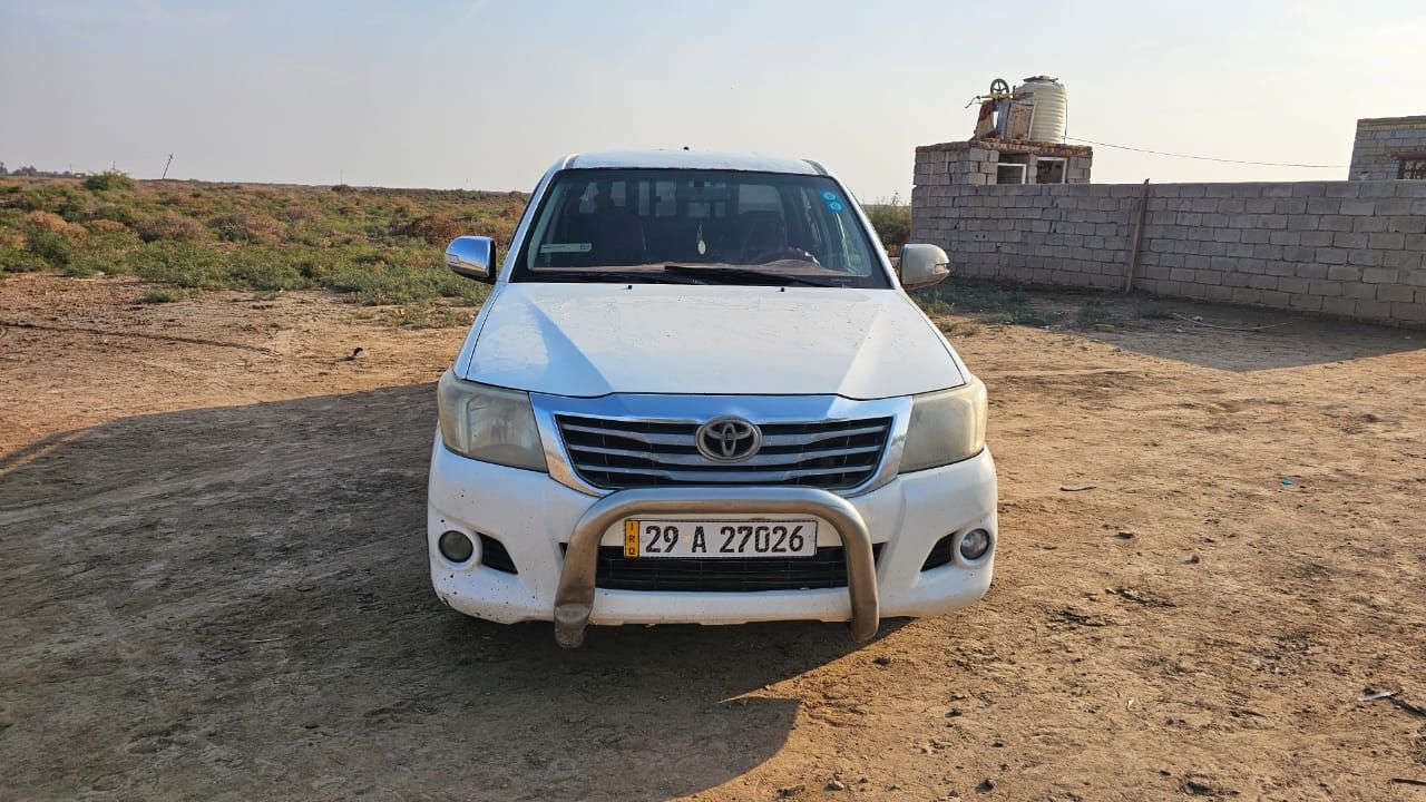 السلام عليكم فلاونزه موديل 2014 شاصي 19 رقم نكليزي واسط بسمي سنويه 2030 تريد تحويل تريد وكاله مكفوله من الكص والنقل والعيب الشرعي والضربه القويه مكينه وكير جدد لاتبخير ولاتنقيص تخم تاير جديد حداديه تبريد تدفئه السعر 168وبيه مجال بسيط *********** مكانه ذي قار
