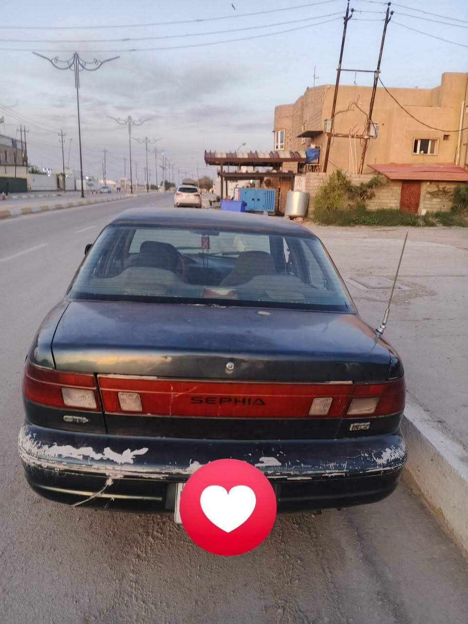 السلام عليكم
كيا سيفيا موديل 1993 كفاله عامه رقم كركوك تحويل وكالة 
صدر كهربائيات شرط كير شرط محرك 16 مفتوح الناعم شرط
تدفئه تبريد فول سيارة جاهزة مال جناي السعر 28 بيها مجال 
***********
