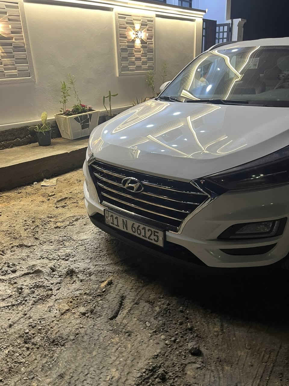 السلام عليكم توسان شركت ‏موديل 2020 الكاصد سياره خليجي بيه شبر صبغ بل جاملغ الخلفي فقط ولباقي كفاله عامه حجم المحرك ٢٠٠٠دوش فول مواصفات ما عده الفتح العنوان بغداد قرب مرور الحسينيه السعر ١٩٨ وبيه مجال بصيط الاستفسار تصل عله رقم الهاتف ***********
