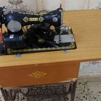 مكينة خياطة • أصلية • قابل للتفاوض