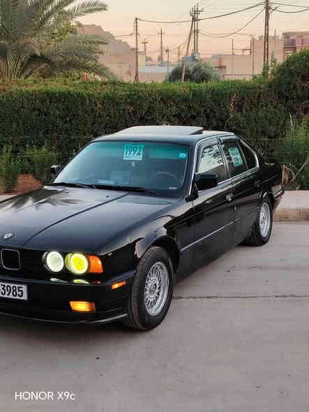BMW520i
محرك كبس كير عادي 
 موديل 1992
صبغ حزام فقط جمالية
سقف ما مصبوغ
سلايت جامات امامي كهرب
داخل صاج هزة جديدة
سنوية 2030 كابون بيها
شرط التحويل
سيارة جاهزة مال جناي
سعرها(55) بيها مجال
*********** 
***********

