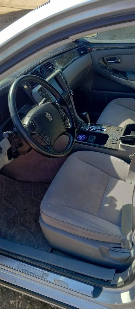 سلام عليكم ورحمه الله وبركاته
للبيع 
شاهينه  اد.........
توئم انكليزي دولي طبق الاصل
 سنويه2027
كصه جنطه
موديل  2005
تتئفه تبريد شرط ثلج
3 دكم 
برده خلفيه 
مثبت سرعه
6 بصمات كله شغال شرط 
تحكم ستيرن قطعتين 
لايت دوار 
نضام زنون
كفاله عاامه من الضربه 
كير مكينه حداديه 
 نضام سبورت
تخم تاير جديد
                    السعر ب 36 وبيها مجال بصيط 
للاستفسار خاص


**إذا كنت صاحب هذا الإعلان وتريد حذفه لأي سبب، رجاءا أرسل رسالة إلى الدعم الفني**