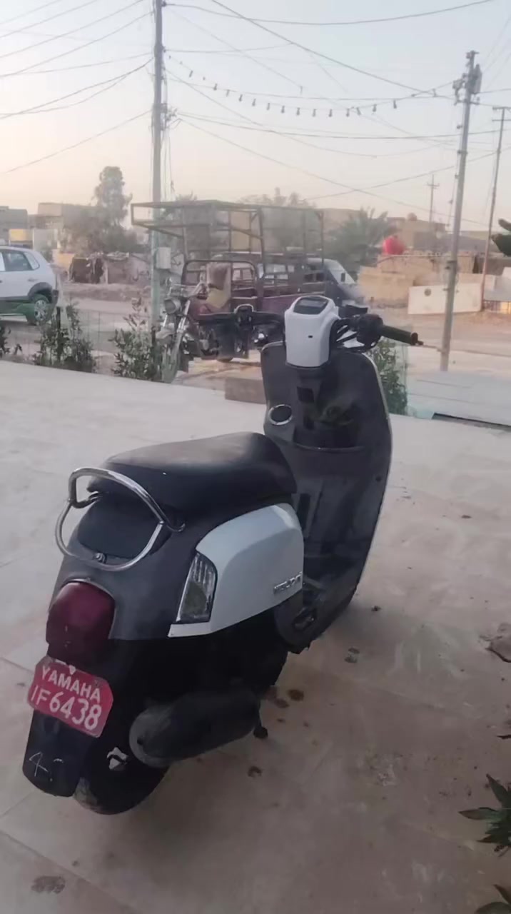 سلام عليكم دراجه ماكس بوليس نوزل للبيع 
كهربايات شغاله مكينه نكره سلف بكل وقت تخبل مكينه شلعه ومعدل بلاديه خرسه متسمعله صوت زوج تايرات جدد كشن مدوشم جديد دراجه تخبل ماموكفتني بشارع دبلات كلهن شغالات بريكات مضبوطات مكينه تخبل دراجه نصبه مالته حلوه كاعده بس راعيه محتاج ويريد يبيعه السعر 550 
مكاني ديالى بعقوبة الكاطون قرب مكتب بيروت 
رقمي ***********
وبل عافيه عل ياخذه
