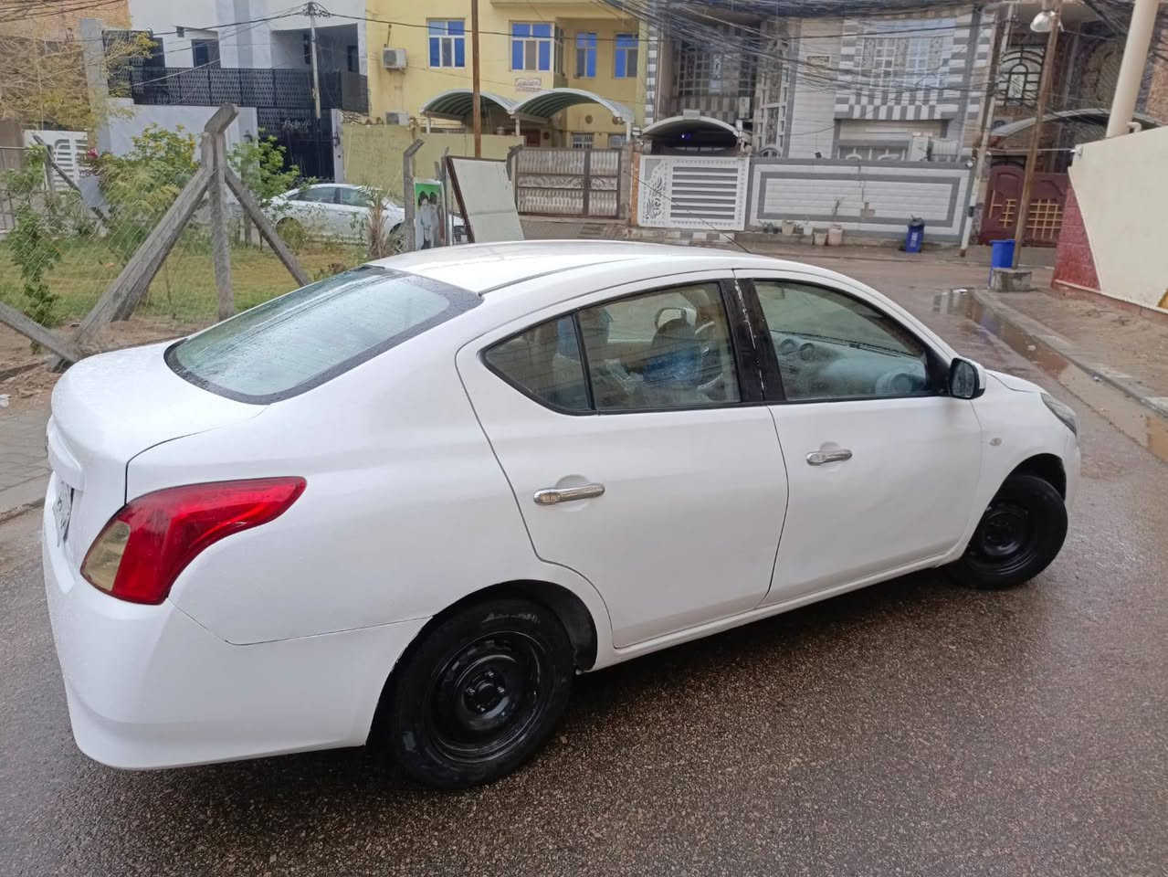 نيسان صني موديل 17 كصه جنطه مكينه كير تبريد سياره جاهزه ع اخر حبايه نقص برغي مابيه السعر 40 وبيه مجال لاستفسار ‏‪***********‬‏
