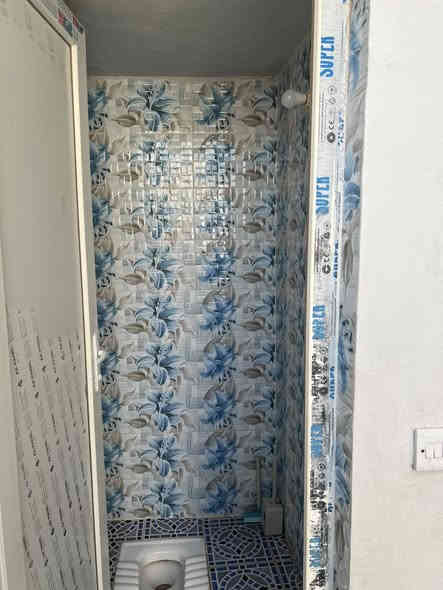 بيت ١٠٠ طابو صرف طابق ونصف موقع خانقين خلف مجمع ارونس السكني بشارع المدارس سعر مناسب
***********
