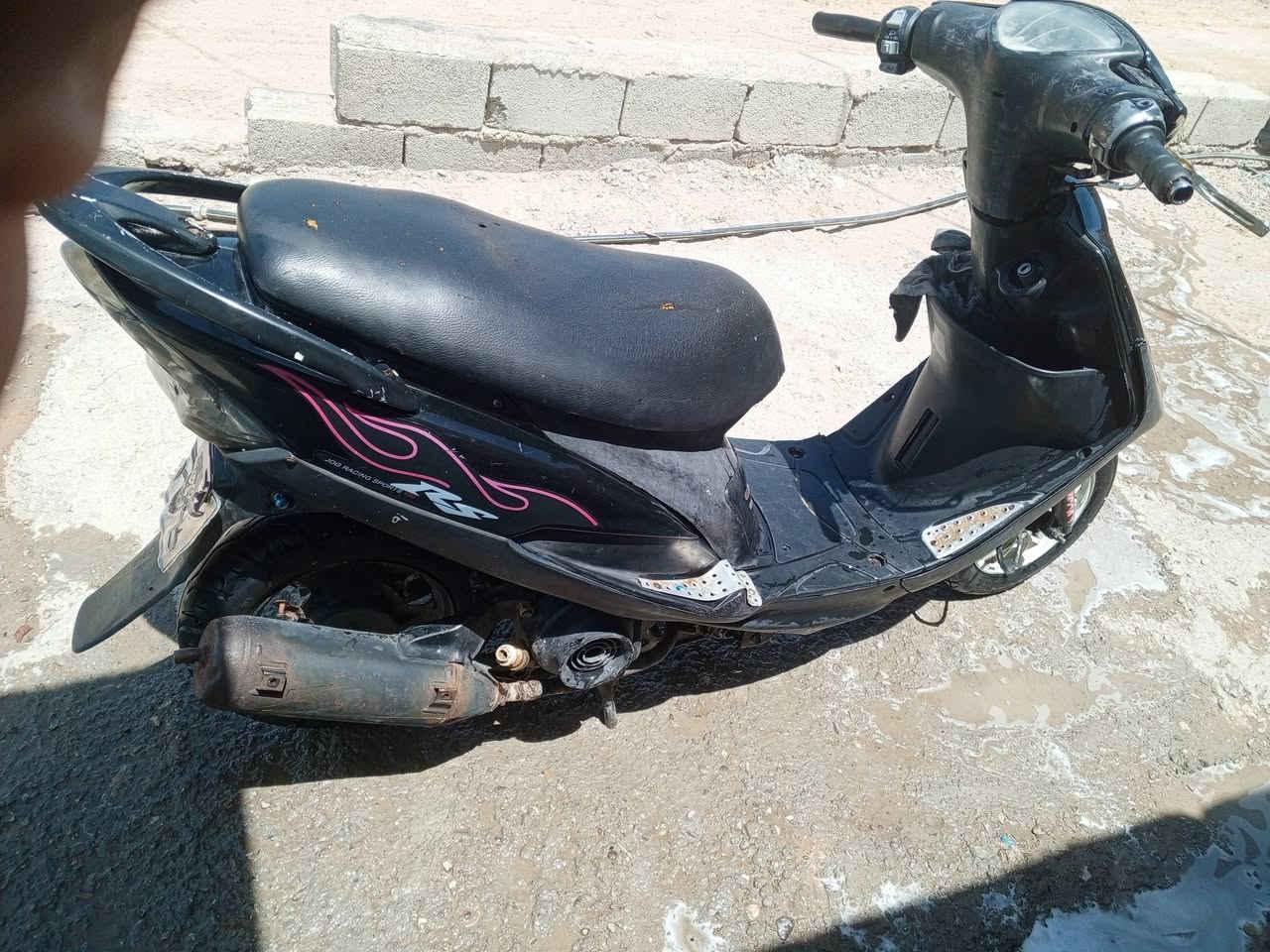 سلام عليكم دراجه ماكس عدله للبيع مكينه خير من الله نقص سلف جوزه بس هندر واحد تشتغل  مكاني بعقوبه الاستفسار على هذا الرقم ***********
