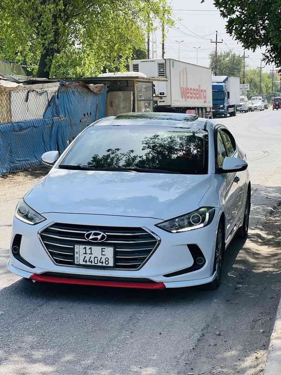 بسم الله 
 
النترا خليجي بغداد 2018 (كفاله عامه ) 

لا ضربه لا صبغ لا بارد 
كير ومحرك وضع شركه 
سياره جديده وبالعافيه ع الياخذه
سبيره بالنايلون 
المحرك المرغوب 2000دوش
 
 ( مواصفات فول )
الداخل صاج لونين
لايت زينون
تحكم ستيرن
فتحه سلايد
تبريد قطعتين 
شاشه وكامرا 
حساسات خلفيه
3-انظمه قياده 
سبورت 
ايكو 
عادي
سويج
5ويل كب 
مري شفط 
اشاير بالمري

السياره بغداد باسمي تحويل مباشر 

 رقمي واتساب او اتصال ***********
