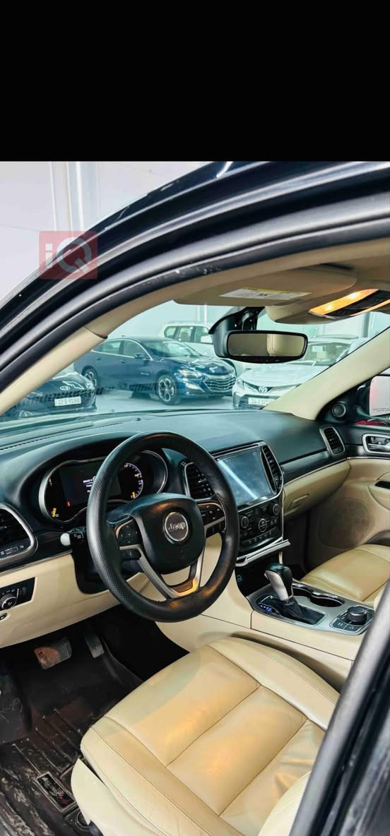 Limited.                                                    2021

62,000 ميل

المحرك, 3.6

6 سلندر

المواصفات

Limited

الحالة

المستخدم

أجزاء المتضررة
 
 ٧پارچە بوياخە به س  به   عام  دەفروشم

٧قطع صبغ موعام صبغ  بس اريد  عام 

الوقود

بنزين

بلد الاستيراد

أمريكية

اللوحة

اربيل، خصوصي

المحرك

3.6

الأسطوانات

6 سلندر

ناقل الحركة

اوتوماتيكيه

عدد المقاعد

5

مادة المقاعد

جلد

اللون
أسود
كشن جلد كشن خزن كشن تدفيه
ستيرن تدفيه
سلايد
اتو بارك 
رادار خلفي شيخان, نينوى


**إذا كنت صاحب هذا الإعلان وتريد حذفه لأي سبب، رجاءا أرسل رسالة إلى الدعم الفني**