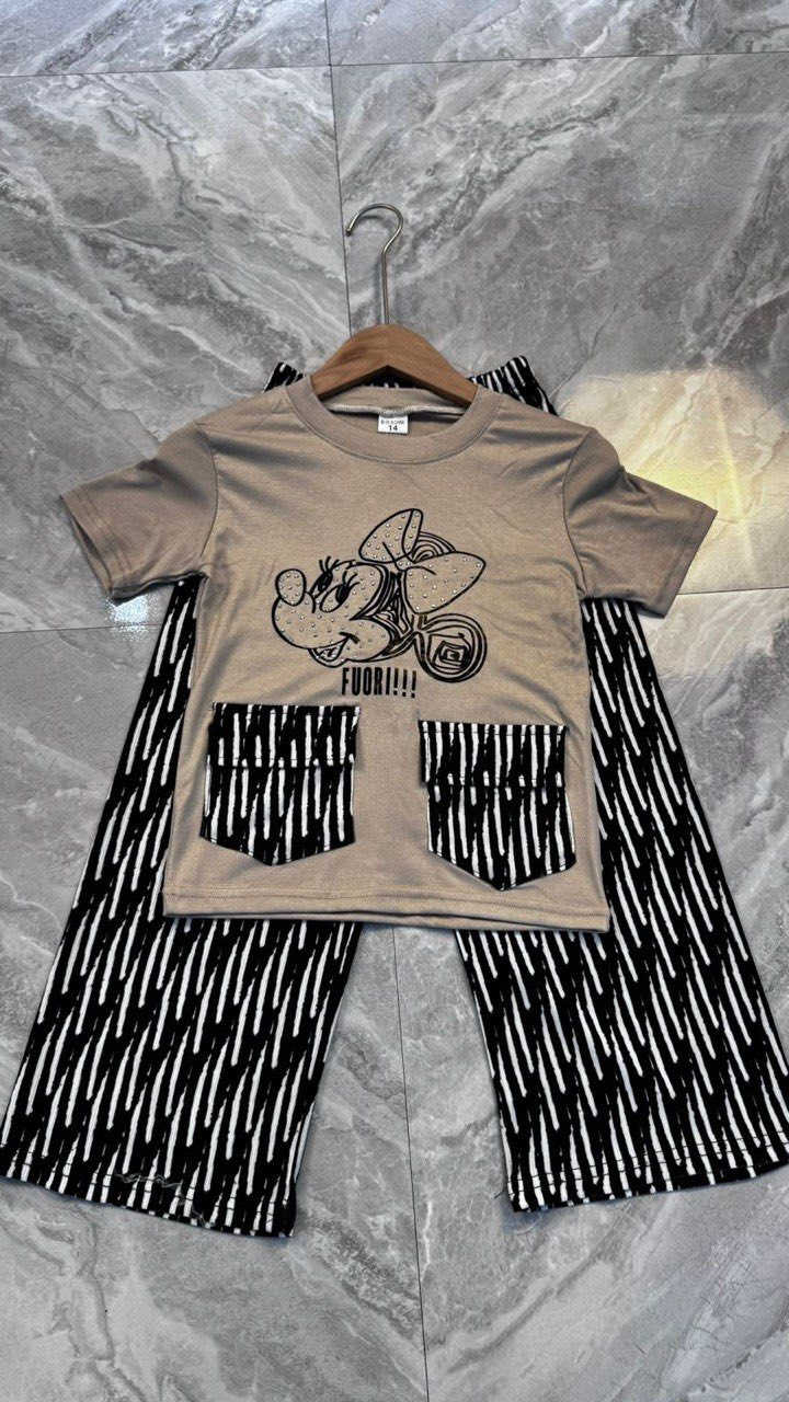 #عروضنا المميزة مستمرة! 😍 #سعر 10 فقط
تبحثين عن طقم أنيق وعملي لطفلتك؟ وفرنا لكم الطقم الأكثر طلباً بجودة عالية وسعر لا يُفوت!
📌 #السعر: 10 فقط.
#المقاسات: من عمر 4 سنوات الى 10 سنوات.
اطلبي الآن عبر الخاص ونسقي لها أجمل إطلالة. 

للحجز والاستفسار يرجى مراسله الصفحه🤳
للحجز ع رقم وتساب 
7773332270📞
7716639035📞
يوجد توصيل
🚕 بسمايه الف
🚕 بغداد 5000
🚕وكل محافظات العراق 6000
يوجد دفع ماستر💰💰@أبرز المعجبين


**إذا كنت صاحب هذا الإعلان وتريد حذفه لأي سبب، رجاءا أرسل رسالة إلى الدعم الفني**