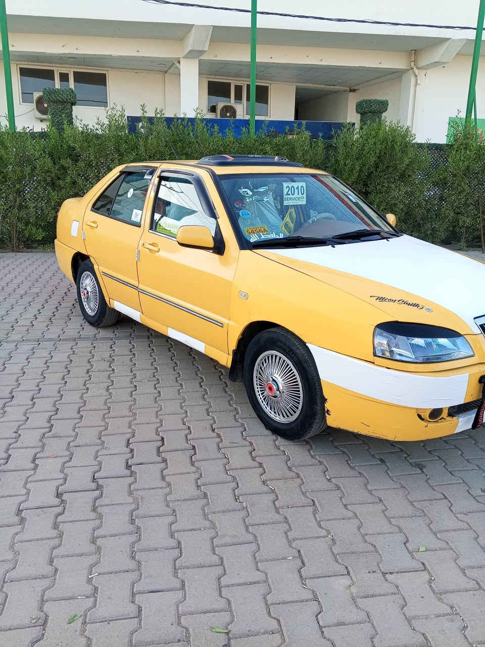 سلام و عليكم 
شيري كوين 2010 
كير محرك كورلا نحلة 
ضررها بس جاملخ ورا تعديل بارد و جاملغ امامي مبدل 
سيارة بسمي شرط تحويل سنوية و رقم  و هزة جديد ل 2031
سيارة جاهزة مابي مصرف ربع 
بوجهك للشارع نقابة و غرامة صفر
سعر / 36 بيها مجال للشراي 
بس الشراي يخابرني و عنواني كركوك
للستفسار /***********
