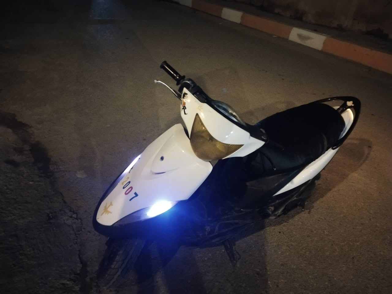 سلام عليكم شباب دراجه ماكس عدله
دراجه خير من الله سلف هندر 
مكان ديالى بعقوبه تحرير 
سعر 450 او بيهه مجال للشراي 
المو شراي لا تعبني فدوه ***********
