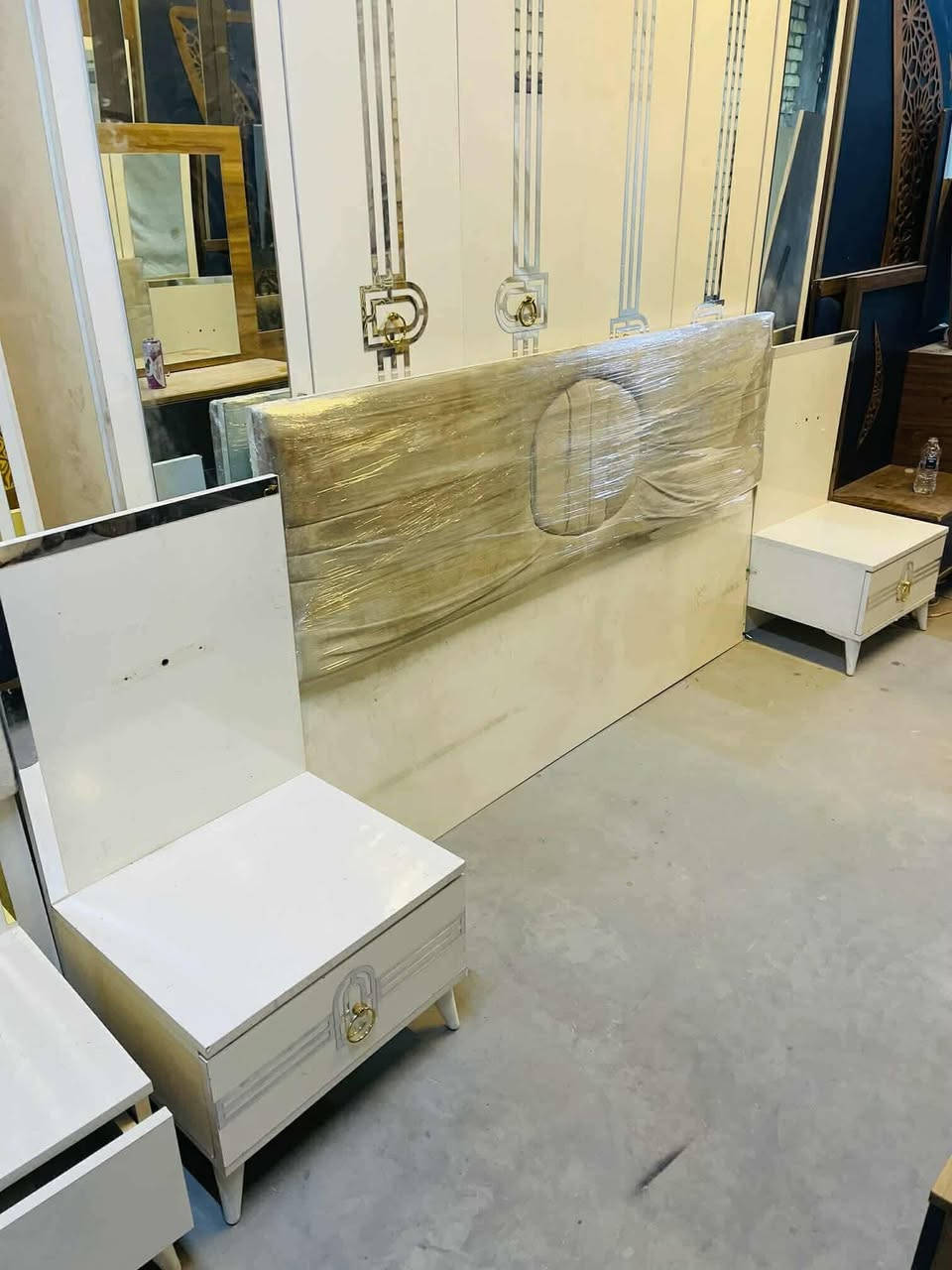 غرفه ترڪي مستخدم 🇹🇷
5قطع 
نضافه 90\💯
نضام ابواب 💢
السعر  450قفل 💸
مع شد🪛 ونقل 🚚  مجاني  داخل بغداد  محافظات بكروه


**إذا كنت صاحب هذا الإعلان وتريد حذفه لأي سبب، رجاءا أرسل رسالة إلى الدعم الفني**