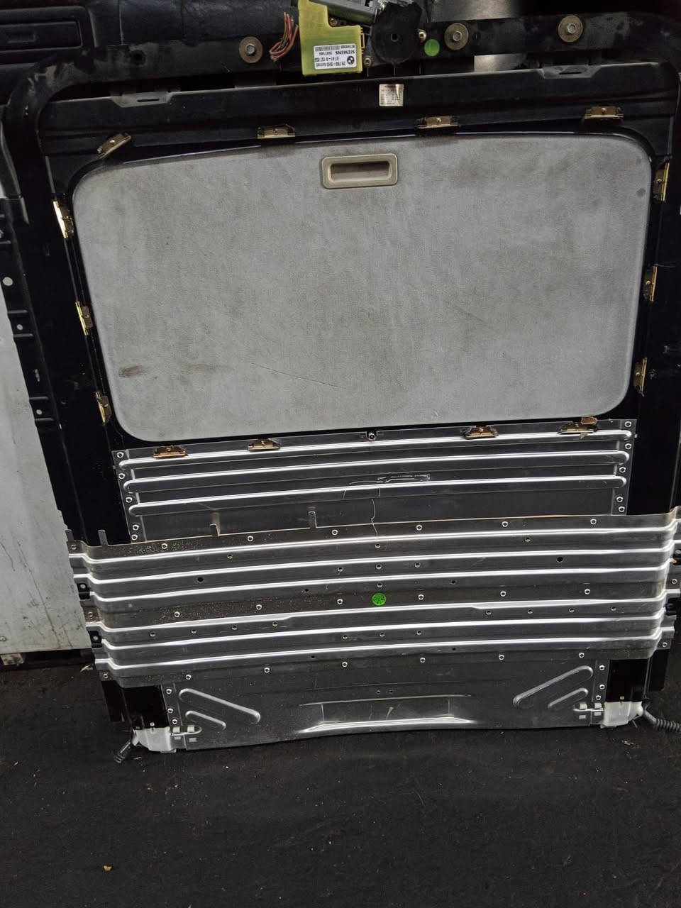 السلام عليكم 
مجموعة غراض باخره حاوية 
اسعار مناسبة جداً 
دعامية امامية 2008    75 الف
دعامية خلفية 2008.   75الف
جاملغات 2008 زوج.    90الف
دركة كاملة.                   25الف
بريش مع العنبار.            60الف
بوكس تبريد كامل مقفل. 150الف
اربع بيبان كاملات باب طويل.  250الف
ماطور جوبلس.               50الف
اسطابكسل امامي كامل مقفل الزوج 150الف
دبة ماء.                          25الف
قاعدة فرس امامي.           10 آلاف
فرس امامي.                      10الاف
تجوه خلفيه.                     10الاف
مبخرة تانكي كاملة.            15الف
قبق جنطة. 2008.             50الف
بك لايتات 2008.               60الف
ايرفلو 750.                        50الف
ايرفلو 740.                      25الف
ايرفلو 745.                       75الف
ايرفلو N52.                   ..
75الف
سلايت كامل مع الماطور.      75الف
العنوان الحله الحي الصناعي شارع العام شركة المركزي علي يوسف 
***********
