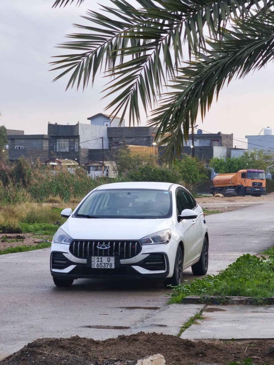 السلام عليكم من رخصة الادمن
شيري اريزو 5 موديل 2025 

ماشية 38 الف 

سيارة بعدها بالضمان وبرغي ما مفتوح بيها على وضع الشركة من تبديل دهن او ادامة 

السيارة حلوة كلش ما عدا ضربة بالجاملغ الايمن الامامي شي كلش بسيط بس اني عايفها و ترجع بارد شرط 

السيارة خير من الله للجناي 

رايدها ب 103 و بيها مجال للطيبين 

0786 566 8630

او مراسلة على الماسنجر 

السيارة اني ماخذها نقد و بسمي و شرط دفع الغرامات ان وجدت والتحويل
