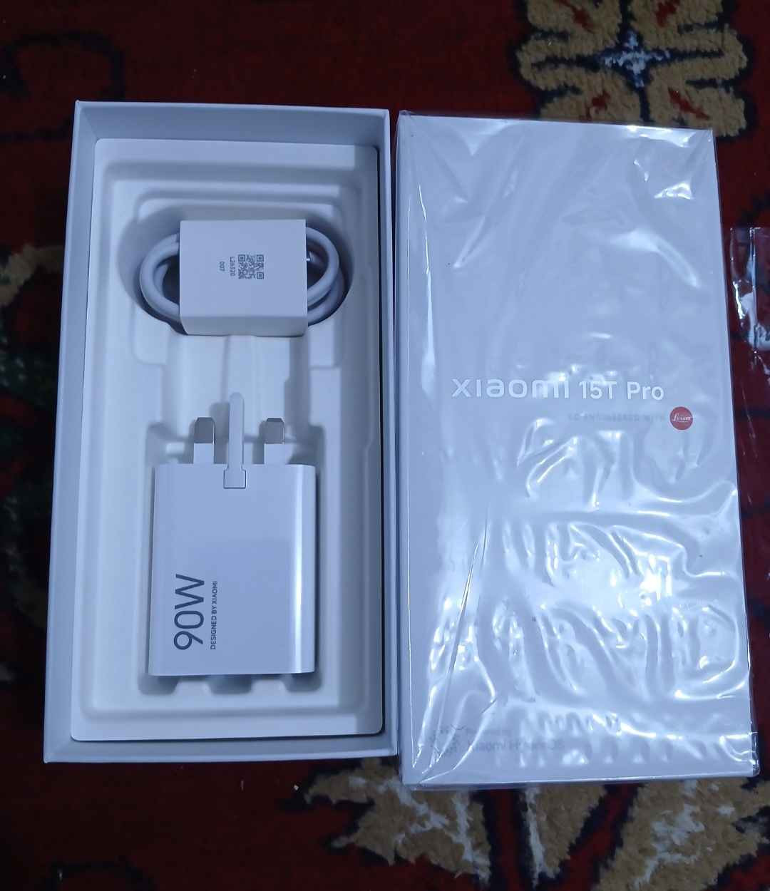 توفرت شواحن اصليه مال اجهزه اصليه مال باكيت وضمان (120w) (90 w)(67w) (45w) (33w) وتوفرت شواحن اصليه مال سامسونك تدعم شحن سريع جدا رقمي*********** عمارة, ميسان
