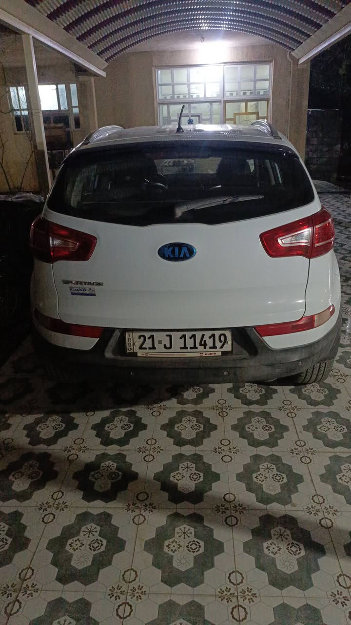 السلام عليكم
سبورتج خليجي موديل 2014
مكفولة من الصبغ والبارد
و كما موضح بالسونار  جديد يوم امس
رقم سليمانية الجديد باسمي
ماشيه 88 حقيقي
شرط السبير مامشدود
السعر 158 وبيه مجال للطيبين
***********
