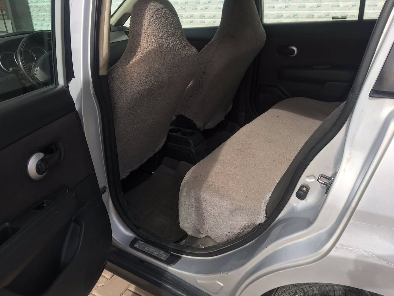 السلام عليكم ورحمة الله وبركاته
ڤيرسا موديل 2009

رقم كركوك مشروع وطني وطني 

بيها بطاقة بنزين 

صبغ ثلاث قطع جاملغ الباب طرف السائق 

ويه البونيد 

وبيها شبر الشاصي 

والباقي بشرط  

بشرط التحويل رقم كركوك مشروع وطني 

سعر 68$

وبيها مجال للطيبين


**إذا كنت صاحب هذا الإعلان وتريد حذفه لأي سبب، رجاءا أرسل رسالة إلى الدعم الفني**