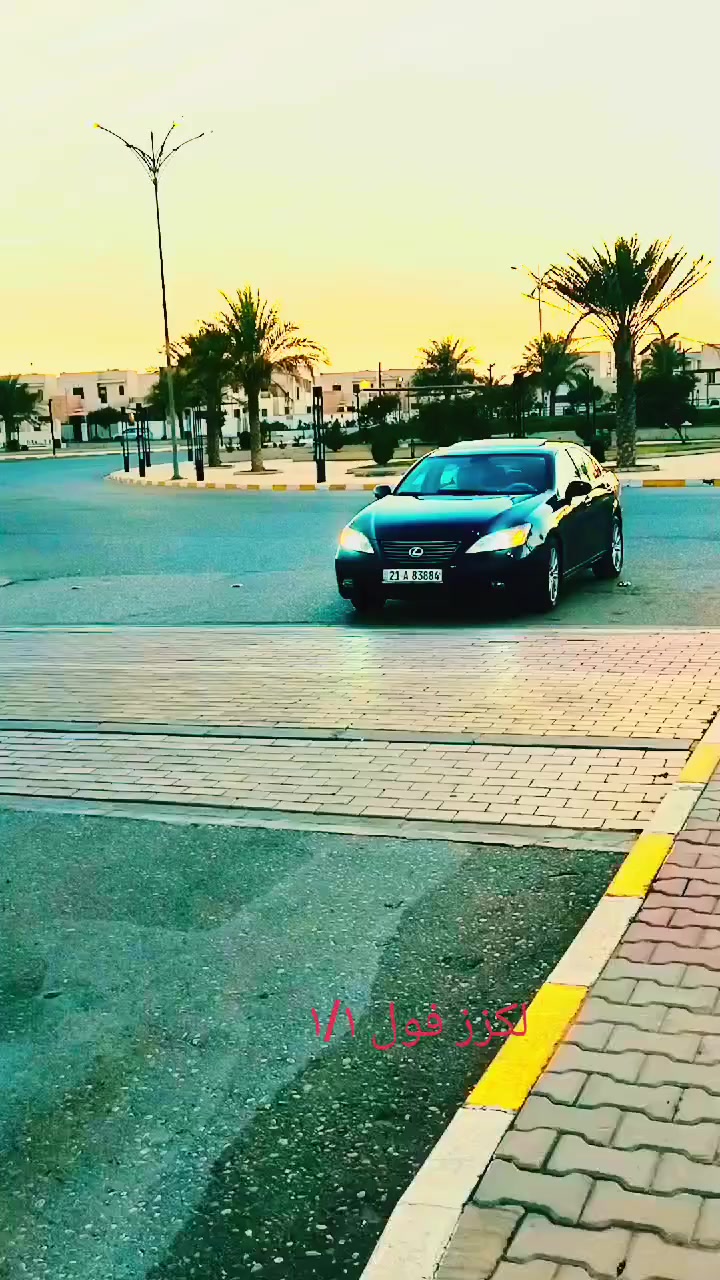 السلام عليكم بيع مستعجل بسعر ٩٨ورقه تيوتا لكزز ES350 ٢٠٠٩فول مواصفات ١/١استيراد خاص رقم سليمانية دولي سنويه هزه لل٢٠٣٠شرط التحويل محرك ٦سلندر وكير شادهن جديد شرط صدر أمامي خلفي طخم تاير تبريد قطعتين ثلج سياره جاهزه من الدعاميه للدعاميه ماشيه٢٠٠حقيقي استخدام شخصي
السعر ٩٨ورقه اعتذر جداً عن الاقساط والوعده 
مكان السياره تكريت 
***********
***********     ‏
***********
